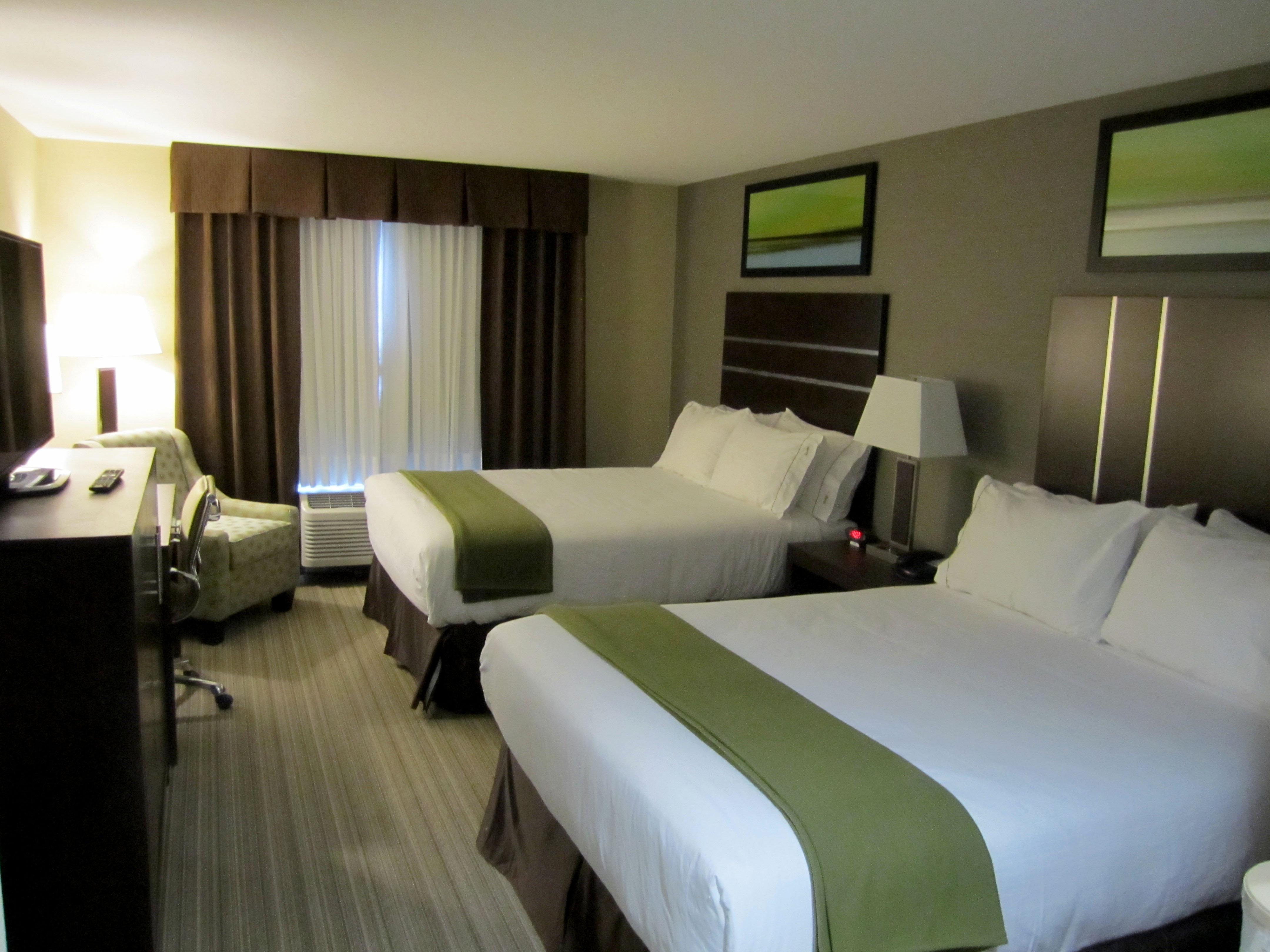 Holiday Inn Express Golden-Kicking Horse By Ihg Ngoại thất bức ảnh